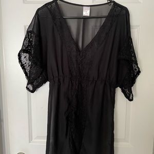 Women’s beach cover up